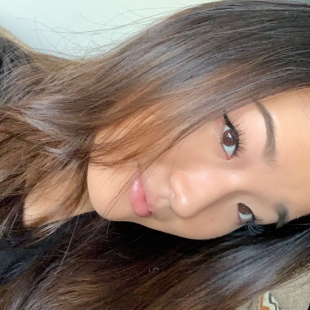 Meet your Posher, Nicole